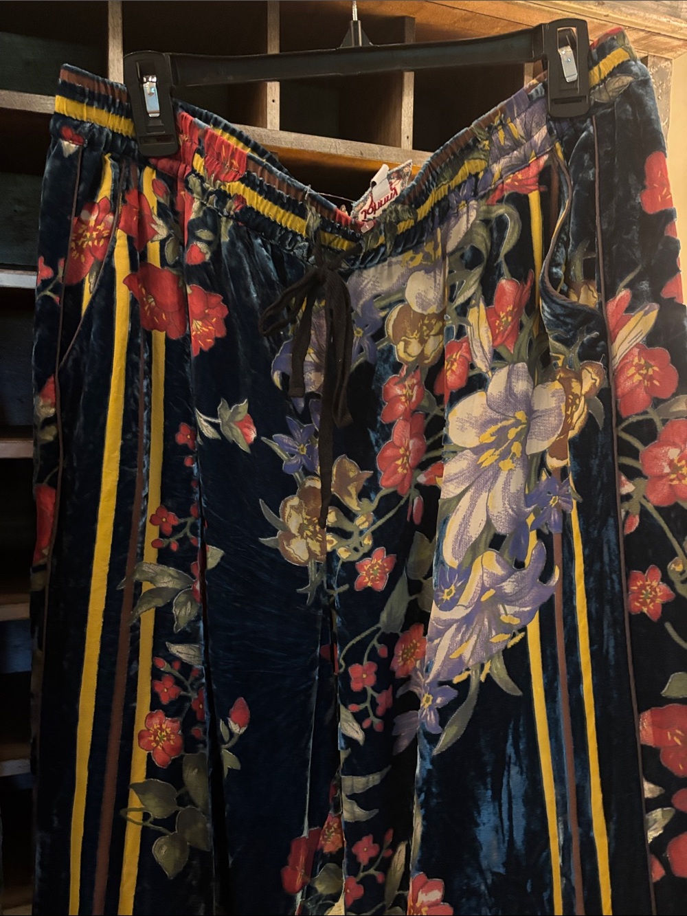 Johnny Was 🌸Velvet Floral set with Multi-Color Accents - Picture 4 of 8